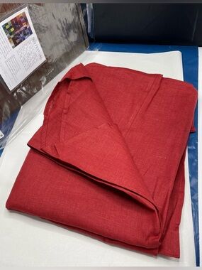 $197 Sferra Festival Tablecloth 90” Round Color Cinnabar | 100% Linen New